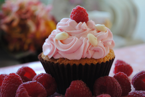 Kiwi Raspberry Cupcakes